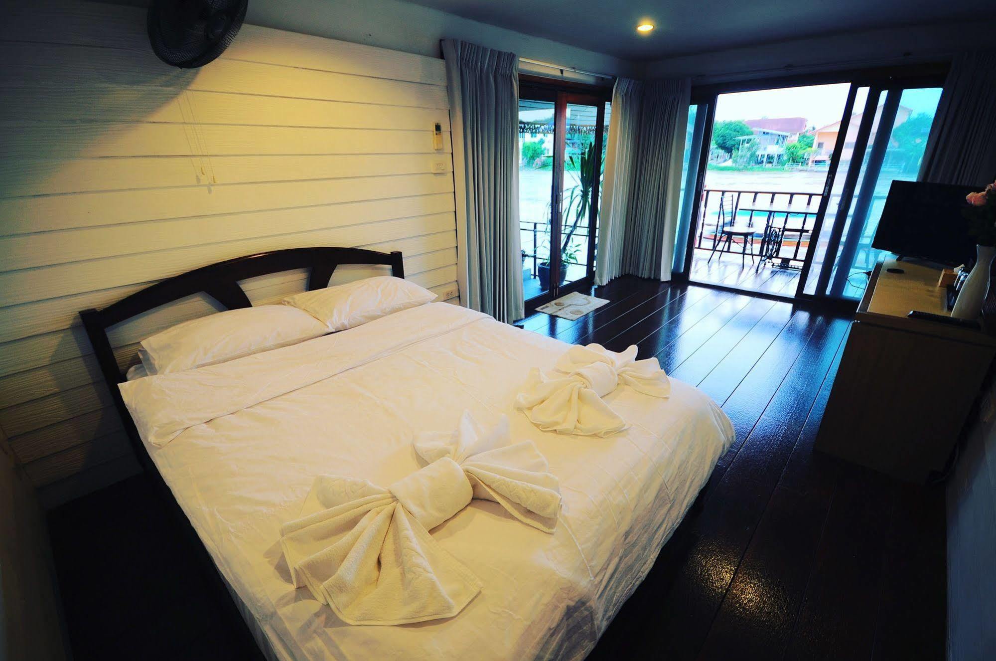 Baan Keang Chon Ayutthaya บ้านเคียงชล อยุธยา Exteriör bild